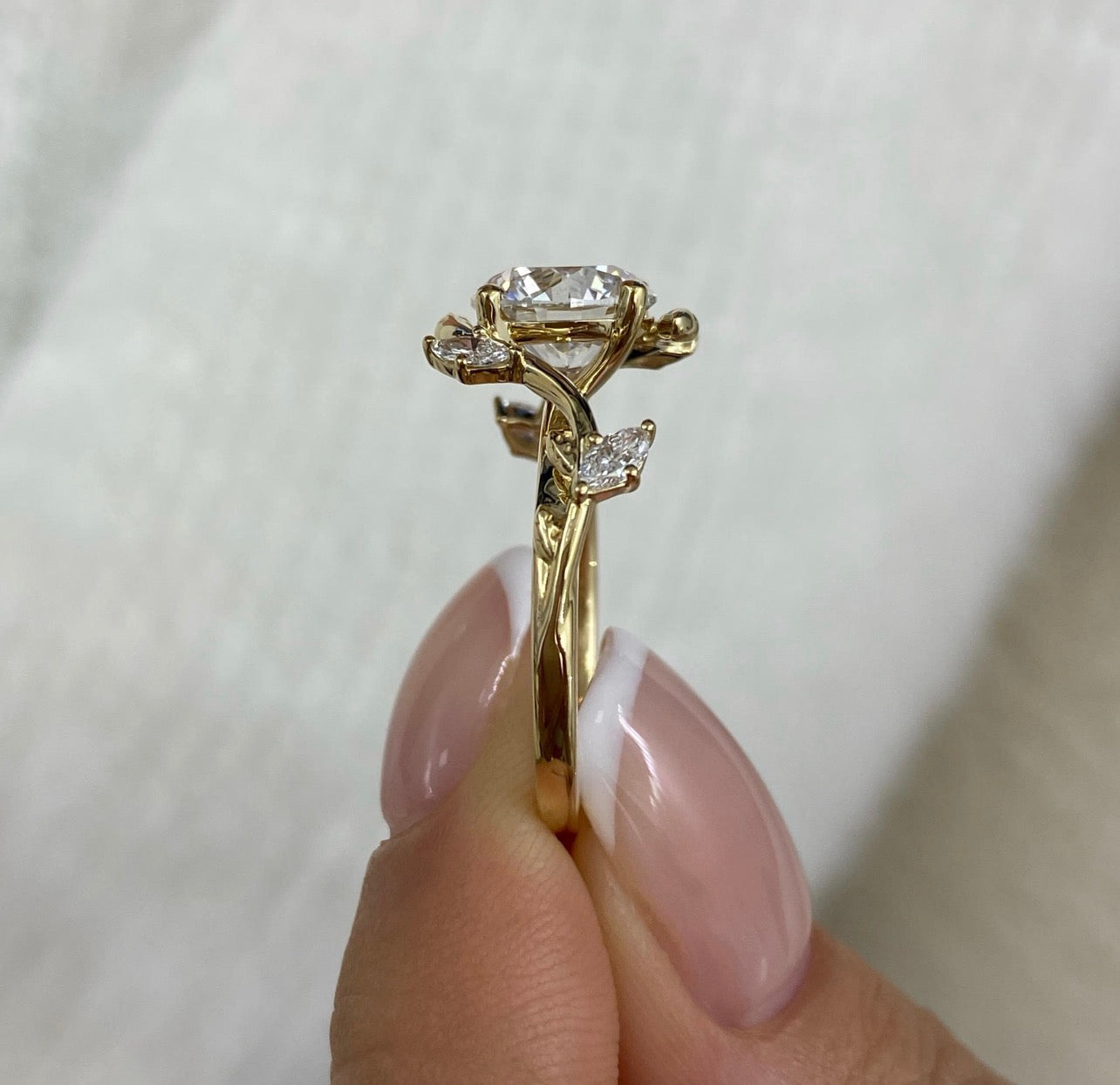 2.80ct Round Cut Accented Band Ring
