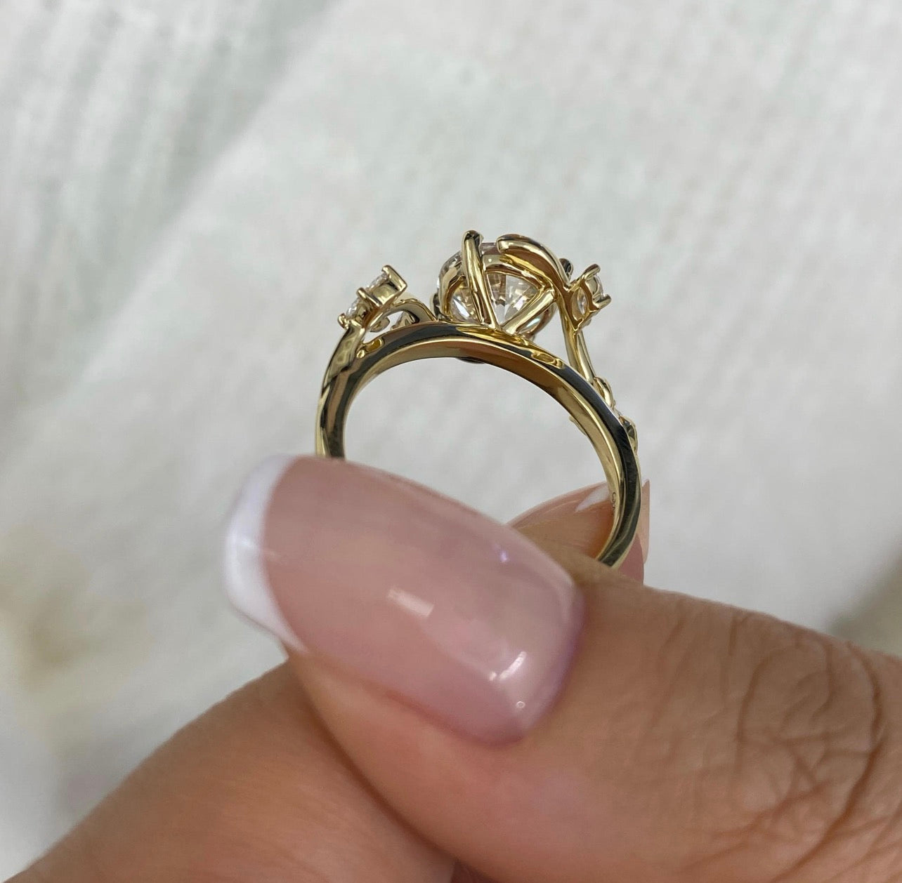 2.80ct Round Cut Accented Band Ring