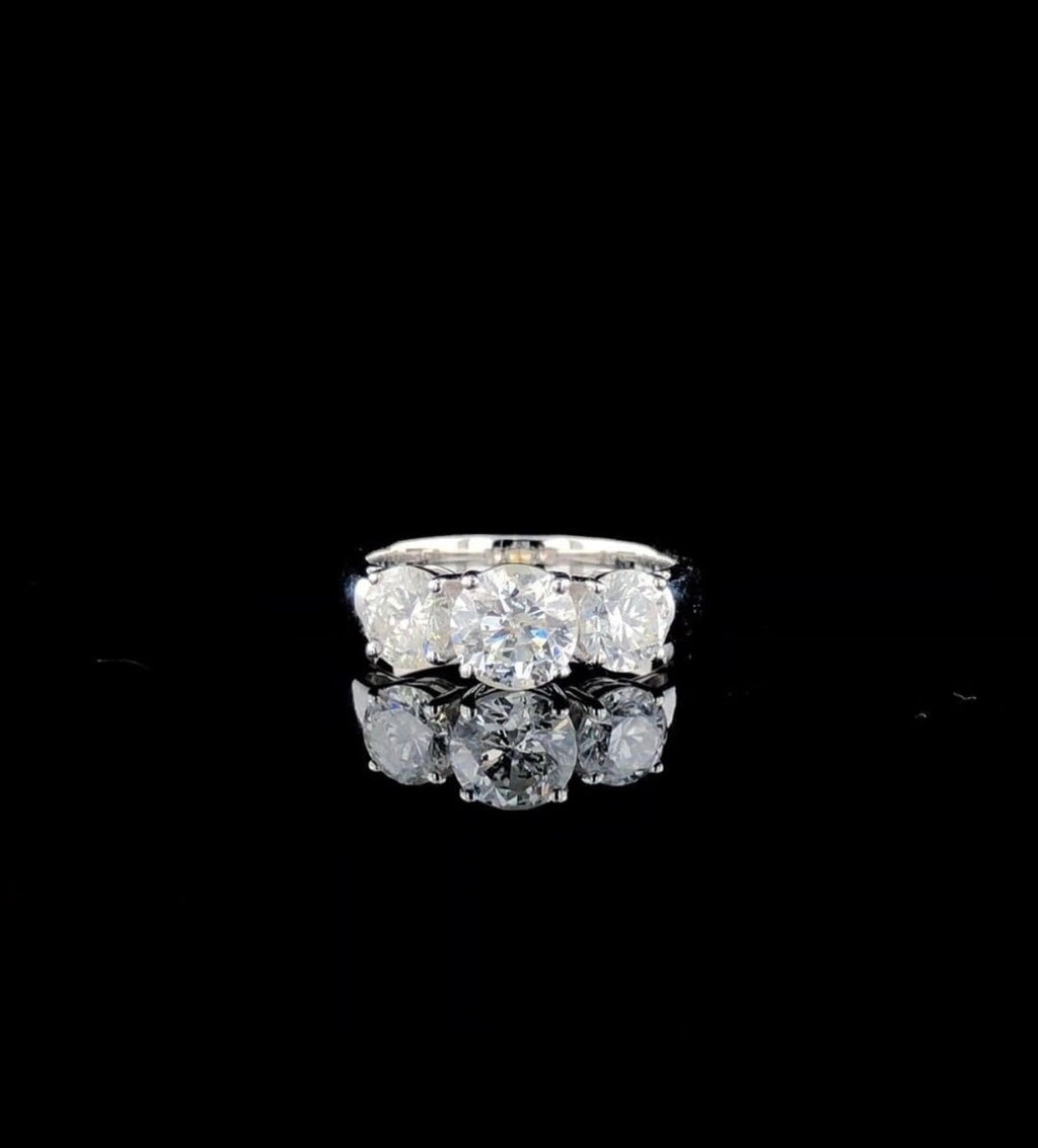 2.50ct Round 3-stone ring