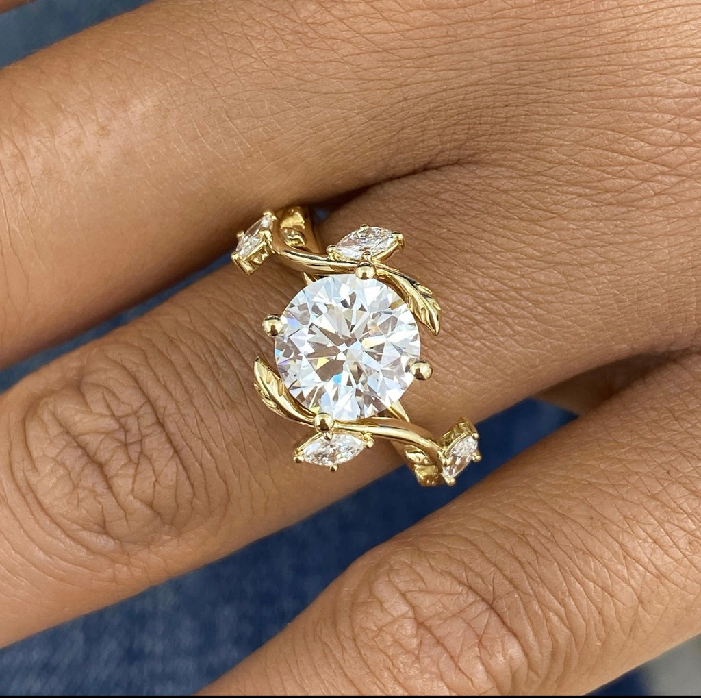 2.80ct Round Cut Accented Band Ring