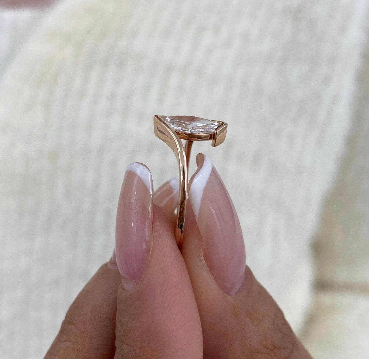 1.00ct Marquise Vertical Capture Ring