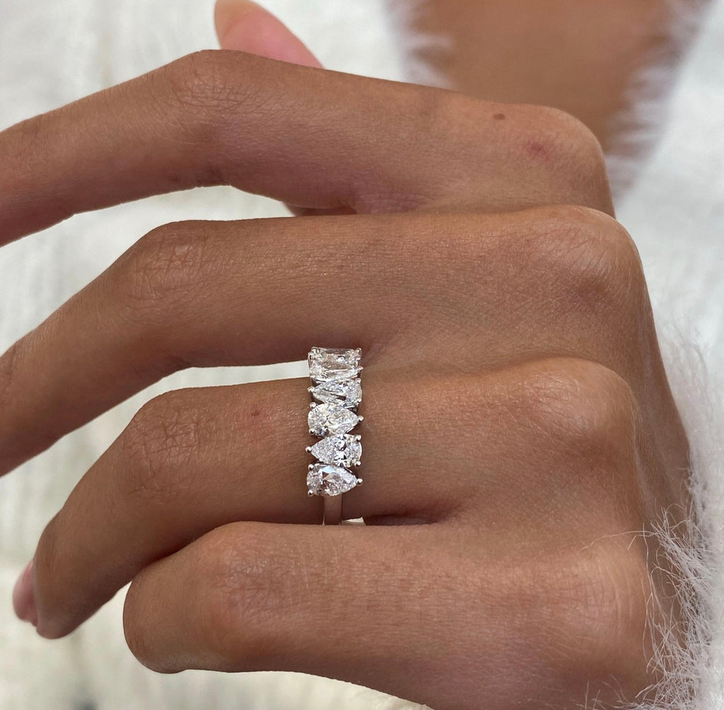 1.6ct Pear Cut Diamond Wedding Band