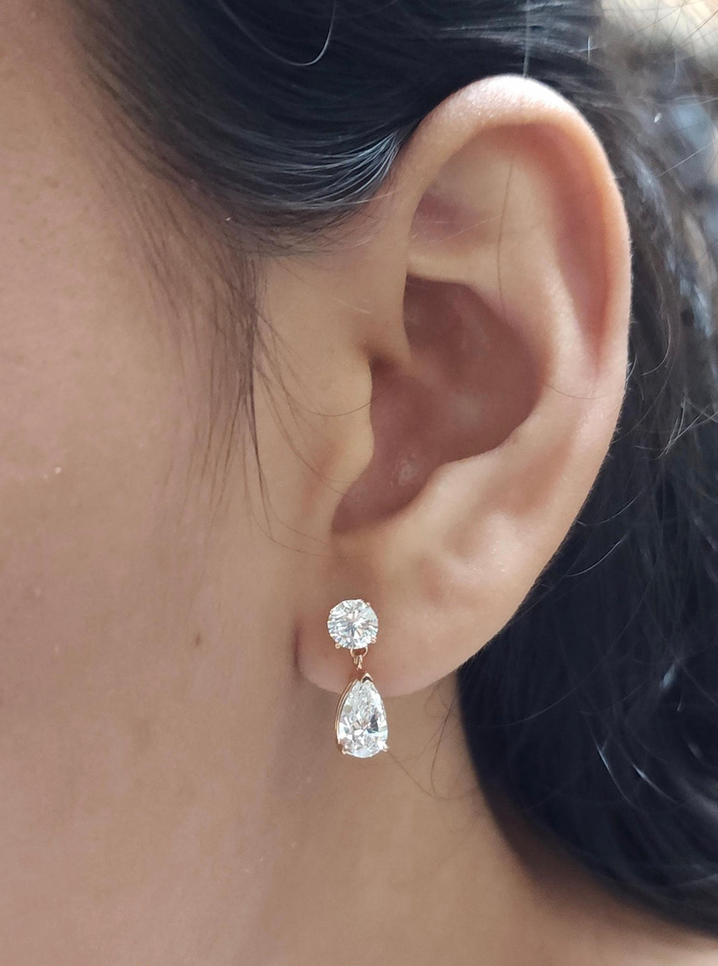 2.40ct Pear & Round Drop Earrings