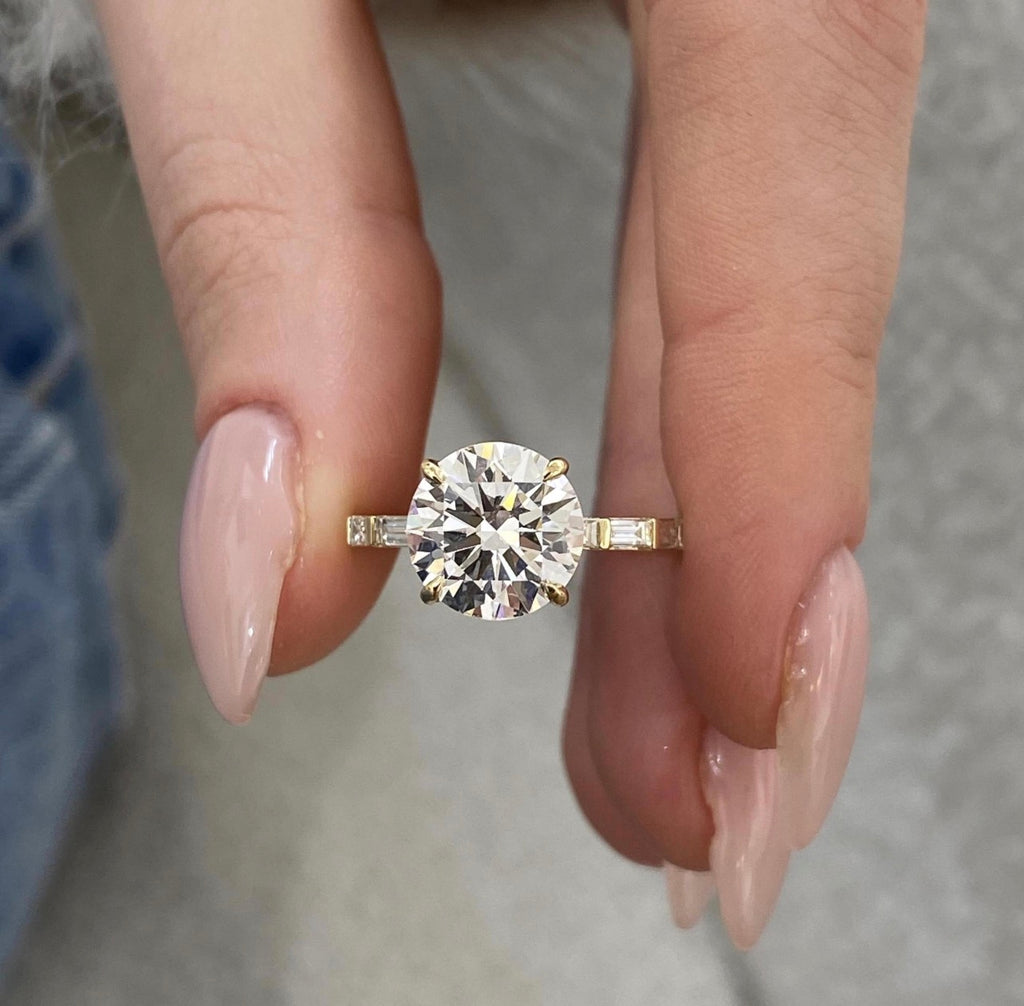 2.5ct Round Cut Diamond with Baguette Band