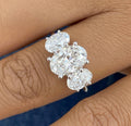 3.70ct Oval 3-Stones Ring