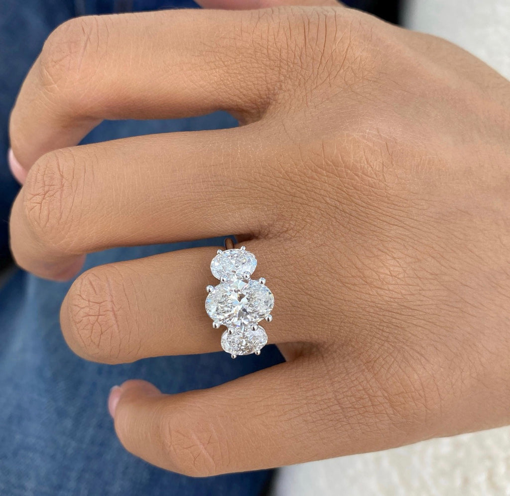 3.70ct Oval 3-Stones Ring