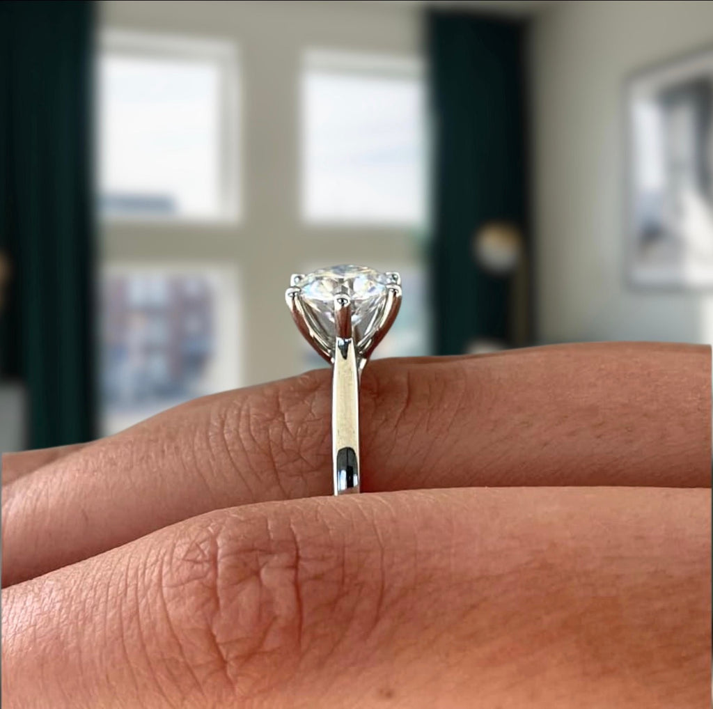 1ct Round Cut Cathedral Set Wedding Ring
