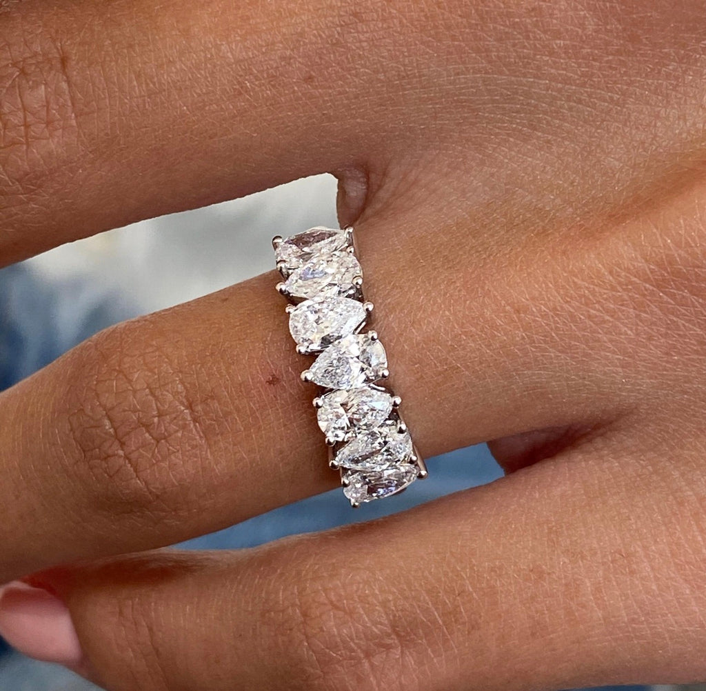 1.6ct Pear Cut Diamond Wedding Band