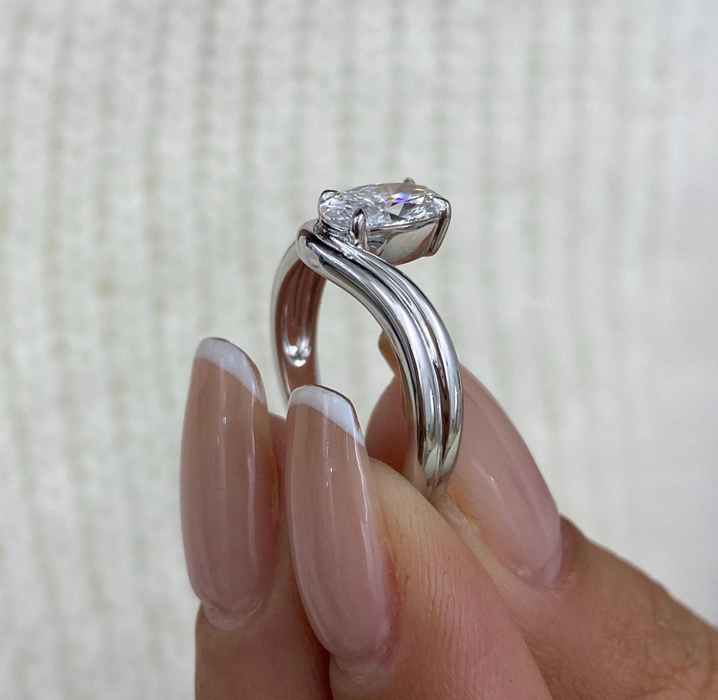 Alyssa Oval Lab Grown Diamond Double Band Ring