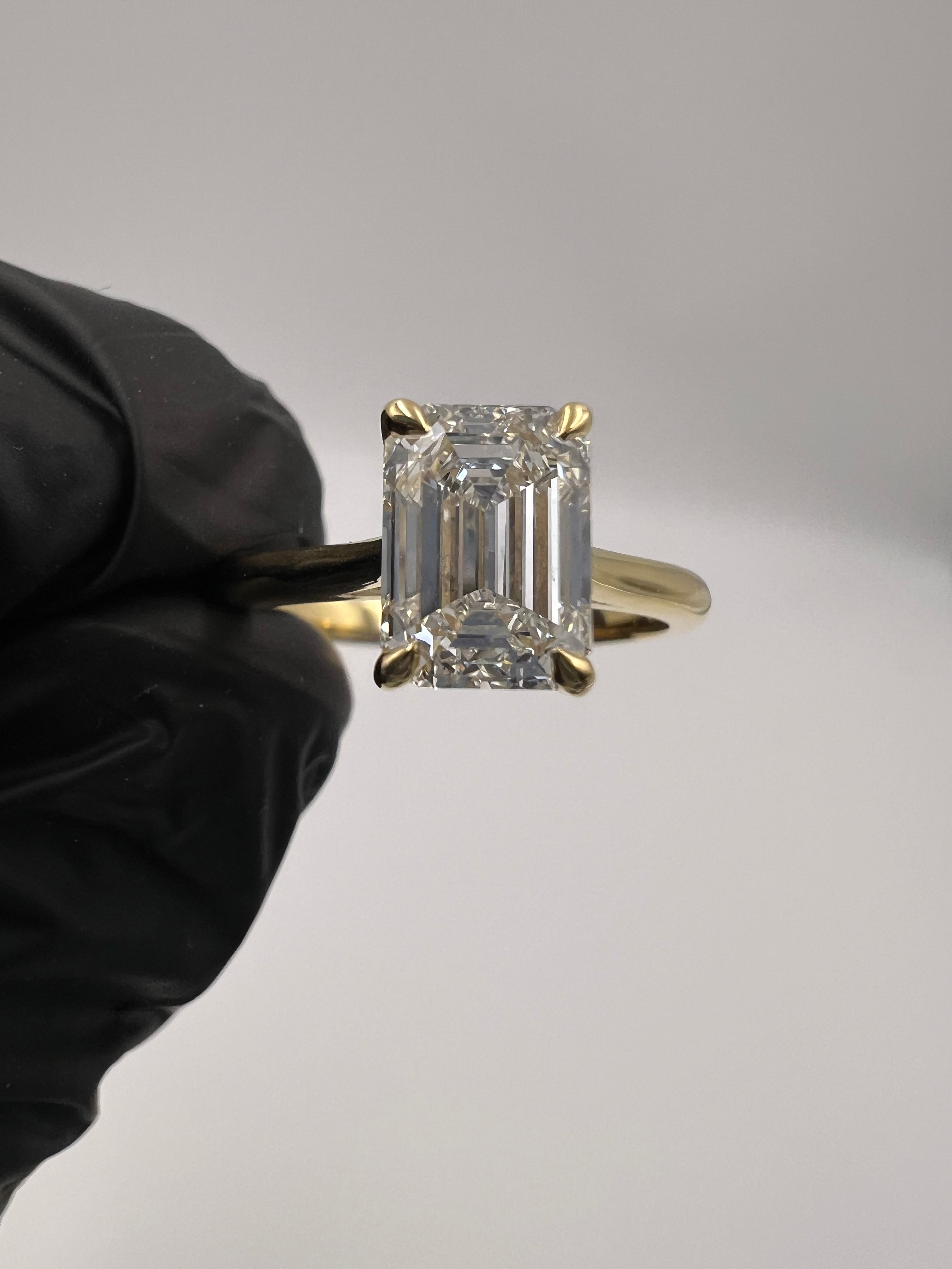 1.54ct Emerald Cathedral 4-Prong Set Engagement Ring - READY-TO-SHIP