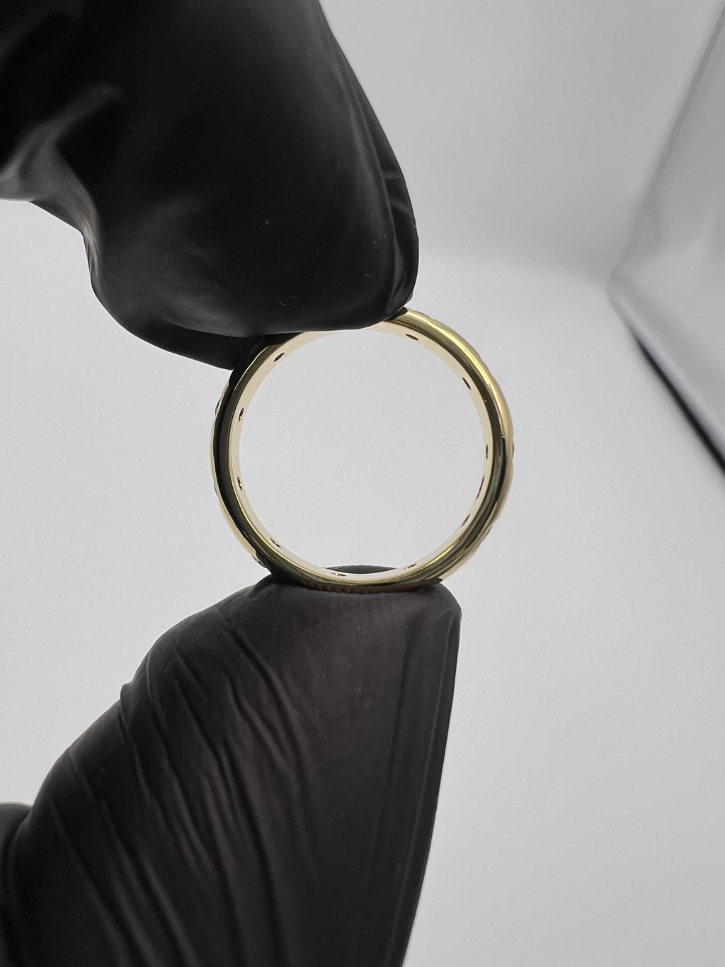 0.40ct Round Bezel Set Wedding Band