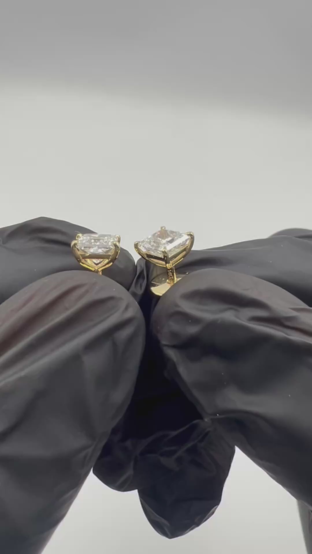 2.00ct Princess Cut Diamonds Studs Earrings