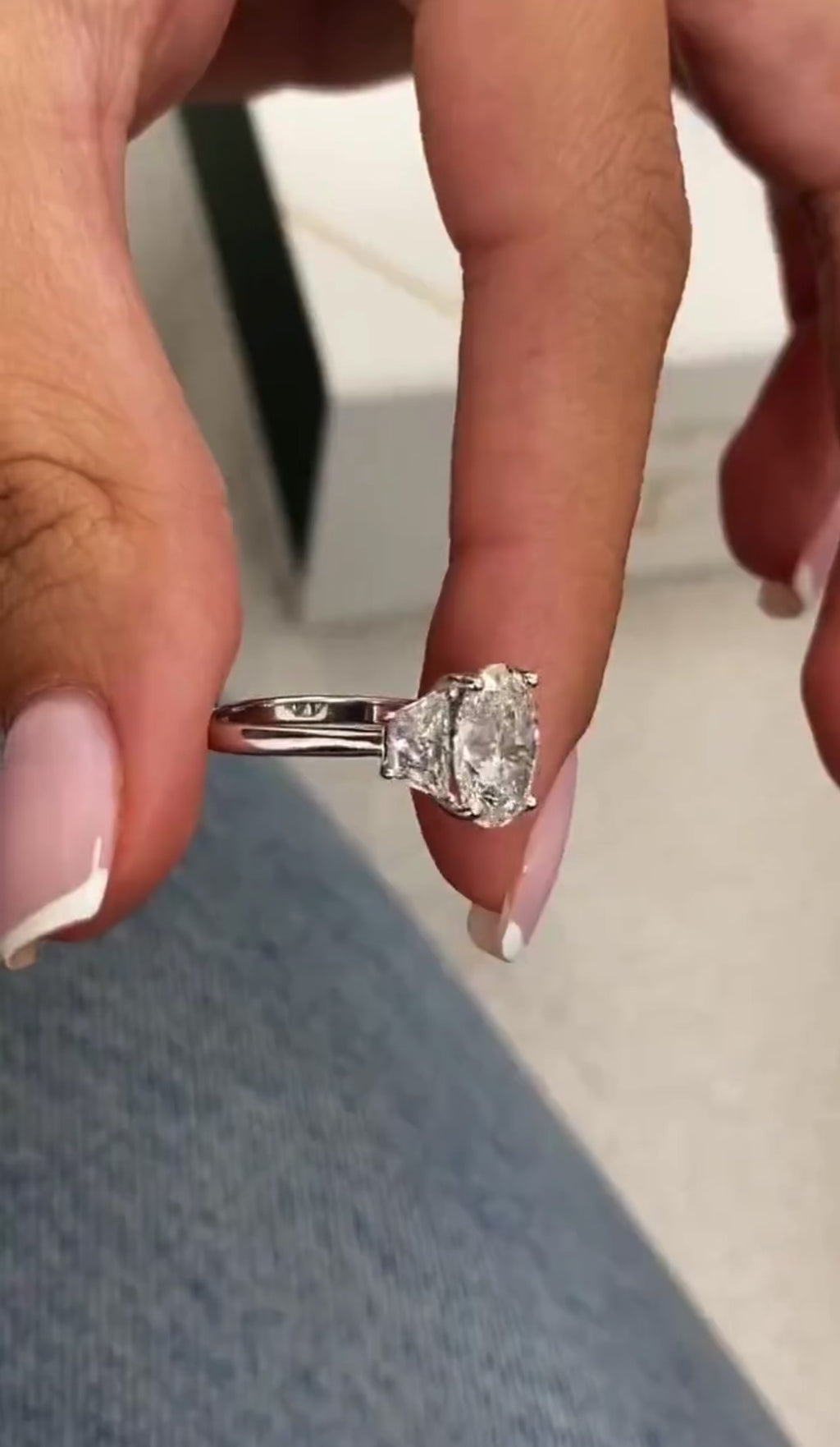 2ct Oval Cut Ring with Trapezoid