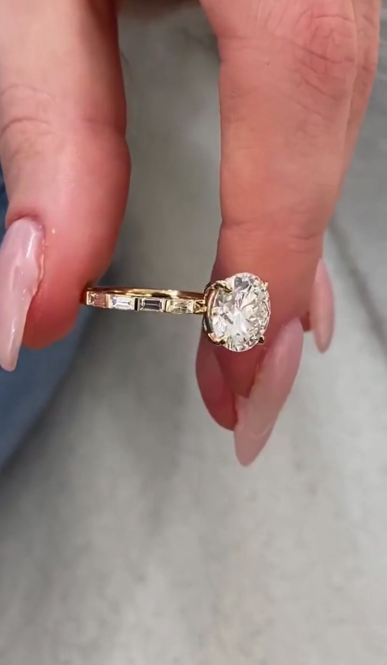 2.5ct Round Cut Diamond with Baguette Band
